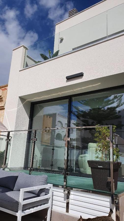 Chalet Con Piscina Privada En La Urb. De Puerto Rey Los Amarguillos Exterior foto